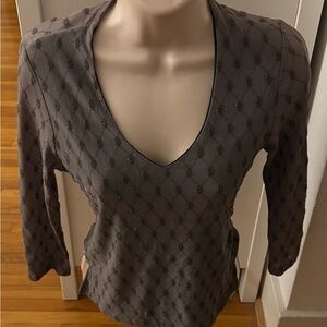 Together USA embellished Gray V-Neck geometric lined long sleeves blouse, size M